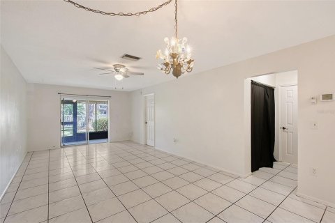 Condo in Bradenton, Florida, 2 bedrooms  № 1636927 - photo 4