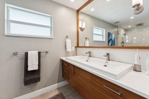 Casa en venta en Deerfield Beach, Florida, 3 dormitorios, 246.28 m2 № 2187713 - foto 18