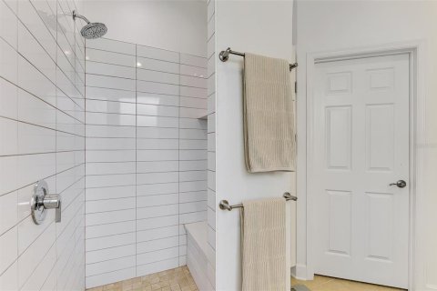 Casa en venta en Sarasota, Florida, 3 dormitorios, 145.58 m2 № 2258605 - foto 19