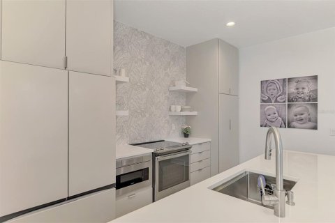 Casa en venta en Sarasota, Florida, 3 dormitorios, 145.58 m2 № 2258605 - foto 9
