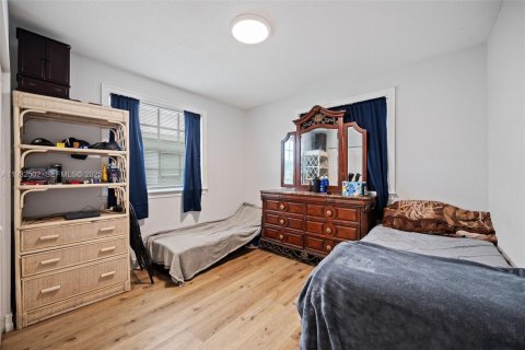 House in Jupiter, Florida 2 bedrooms, 72.46 sq.m. № 2034988 - photo 21