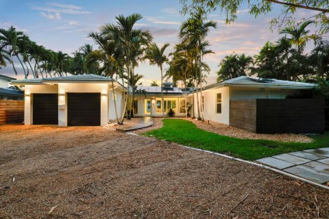 Villa ou maison à vendre à Fort Lauderdale, Floride: 3 chambres, 231.23 m2 № 2083655 - photo 2