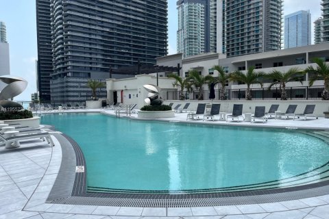 Condominio en alquiler en Miami, Florida, 1 dormitorio, 70.79 m2 № 2011768 - foto 21