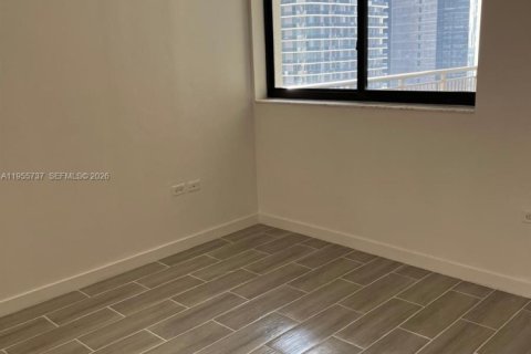 Condominio en alquiler en Miami, Florida, 1 dormitorio, 70.79 m2 № 2011768 - foto 12