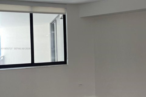 Condominio en alquiler en Miami, Florida, 1 dormitorio, 70.79 m2 № 2011768 - foto 11