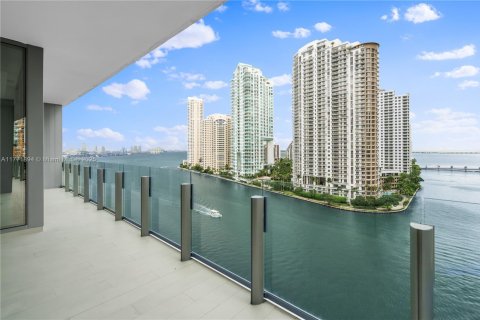 Condo in Miami, Florida, 2 bedrooms  № 1593624 - photo 30