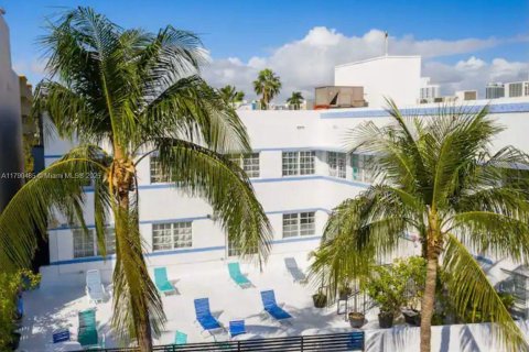 Copropriété à vendre à Miami Beach, Floride: 25.08 m2 № 1875247 - photo 2