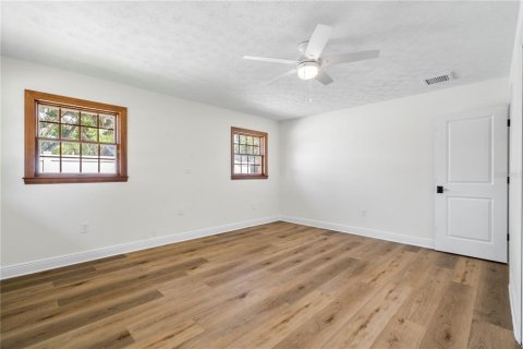 House in Ruskin, Florida 4 bedrooms, 408.77 sq.m. № 1829994 - photo 19