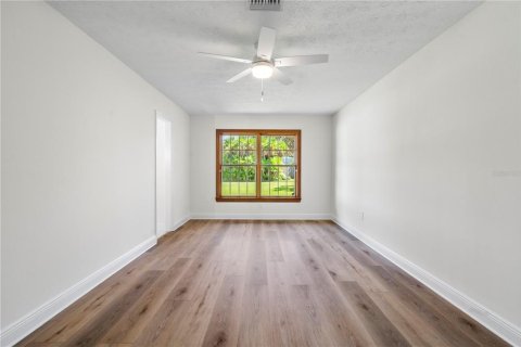 House in Ruskin, Florida 4 bedrooms, 408.77 sq.m. № 1829994 - photo 26