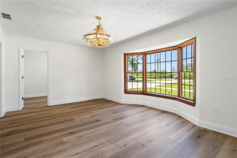 House in Ruskin, Florida 4 bedrooms, 408.77 sq.m. № 1829994 - photo 4