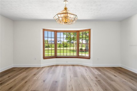 House in Ruskin, Florida 4 bedrooms, 408.77 sq.m. № 1829994 - photo 6