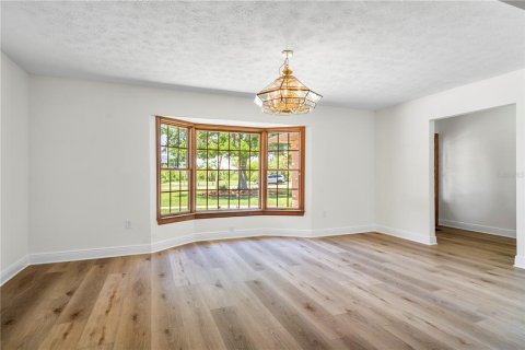 House in Ruskin, Florida 4 bedrooms, 408.77 sq.m. № 1829994 - photo 7