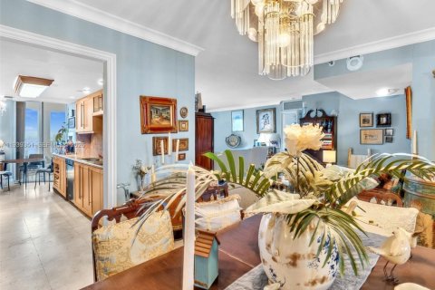 Купить кондоминиум в Майами, Флорида 2 спальни, 141.21м2, № 2055054 - фото 30