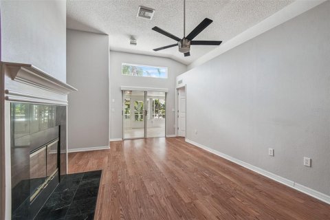 House in New Port Richey, Florida 4 bedrooms, 203.73 sq.m. № 1879814 - photo 30