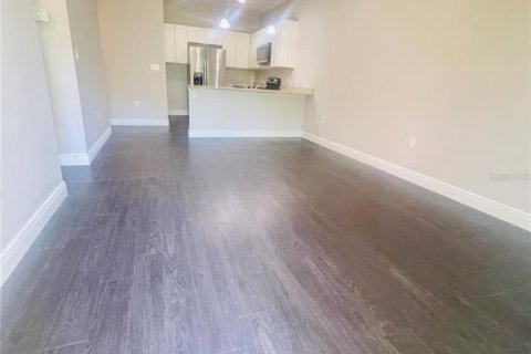 Apartamento en alquiler en Kissimmee, Florida, 3 dormitorios, 96.99 m2 № 1767668 - foto 5