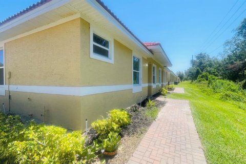 Apartamento en alquiler en Kissimmee, Florida, 3 dormitorios, 96.99 m2 № 1767668 - foto 3