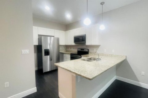 Apartamento en alquiler en Kissimmee, Florida, 3 dormitorios, 96.99 m2 № 1767668 - foto 9
