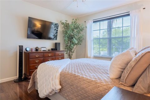 Condo in Oviedo, Florida, 3 bedrooms № 2151996 - photo 23