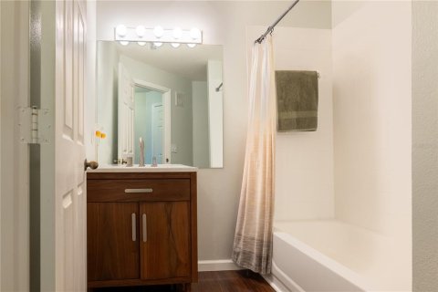 Condo in Oviedo, Florida, 3 bedrooms № 2151996 - photo 24