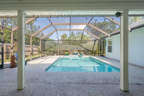 House in Fernandina Beach, Florida 4 bedrooms, 197.51 sq.m. № 832255 - photo 1