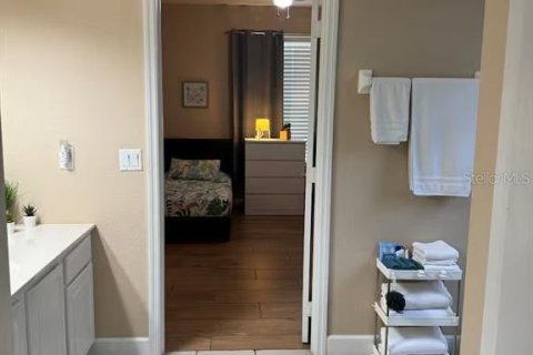 Condo in Orlando, Florida, 3 bedrooms  № 1551776 - photo 29