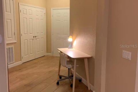 Condo in Orlando, Florida, 3 bedrooms  № 1551776 - photo 15