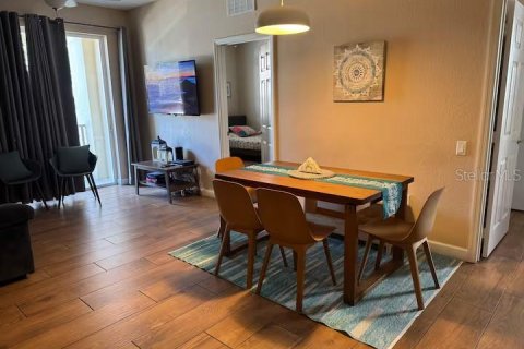 Condo in Orlando, Florida, 3 bedrooms  № 1551776 - photo 11