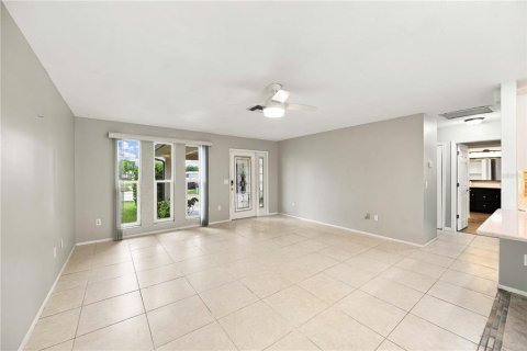 Villa ou maison à vendre à Punta Gorda, Floride: 3 chambres, 127.18 m2 № 2401101 - photo 3