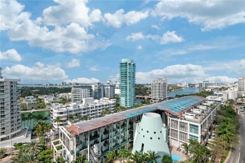 Condo in Miami Beach, Florida, 4 bedrooms  № 2047862 - photo 5