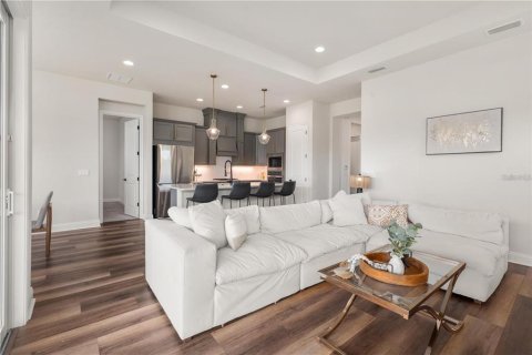 House in Gainesville, Florida 3 bedrooms, 162.21 sq.m. № 1844820 - photo 6