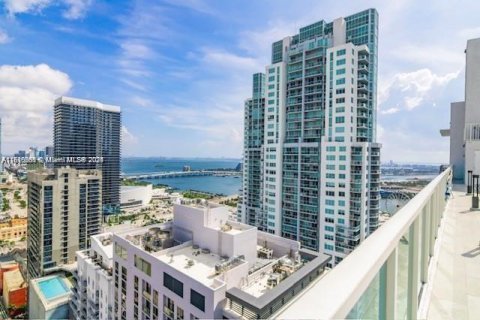 Condo in Miami, Florida, 2 bedrooms  № 1752698 - photo 17