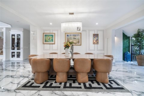 Купить виллу или дом в Санни-Айлс-Бич, Флорида 6 спален, 525.64м2, № 2152929 - фото 14