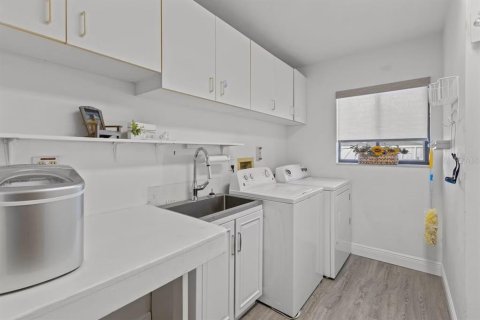 Casa en venta en Crystal River, Florida, 3 dormitorios, 187.57 m2 № 2109714 - foto 22