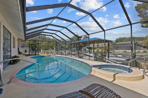 Casa en venta en Crystal River, Florida, 3 dormitorios, 187.57 m2 № 2109714 - foto 6