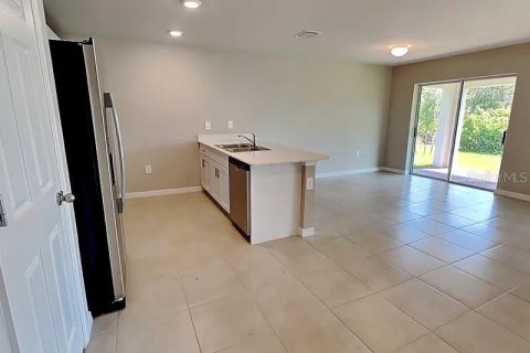 Casa en alquiler en Port Charlotte, Florida, 4 dormitorios, 139.26 m2 № 1905772 - foto 11