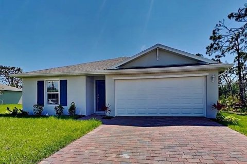 Casa en alquiler en Port Charlotte, Florida, 4 dormitorios, 139.26 m2 № 1905772 - foto 1