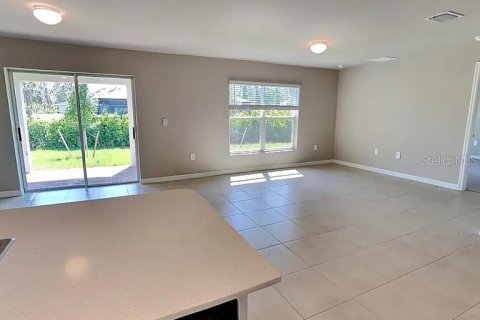 Casa en alquiler en Port Charlotte, Florida, 4 dormitorios, 139.26 m2 № 1905772 - foto 9