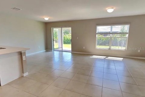 Casa en alquiler en Port Charlotte, Florida, 4 dormitorios, 139.26 m2 № 1905772 - foto 10