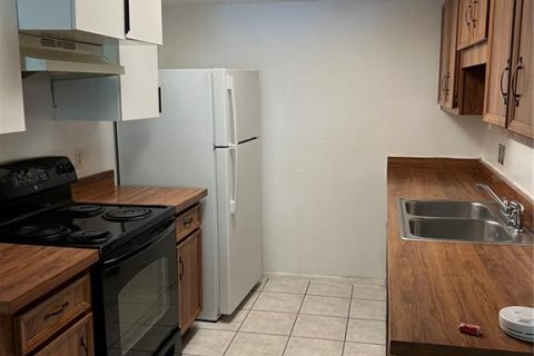 Apartamento en alquiler en Orlando, Florida, 3 dormitorios, 105.17 m2 № 1843473 - foto 10