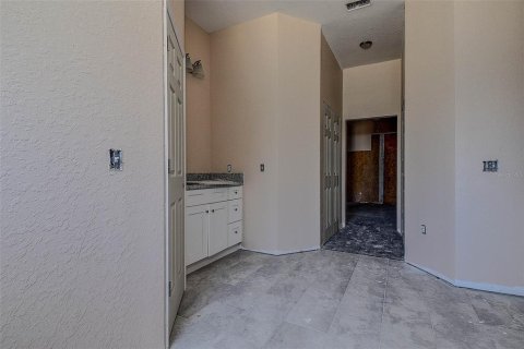House in Lakeland, Florida 4 bedrooms, 212.84 sq.m. № 1901546 - photo 19