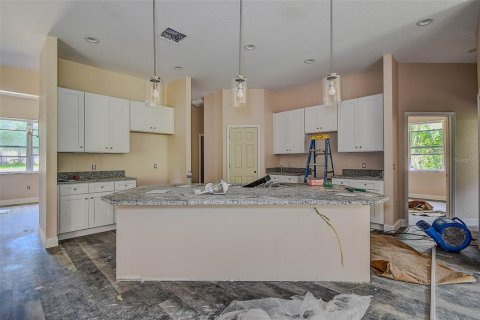 House in Lakeland, Florida 4 bedrooms, 212.84 sq.m. № 1901546 - photo 10