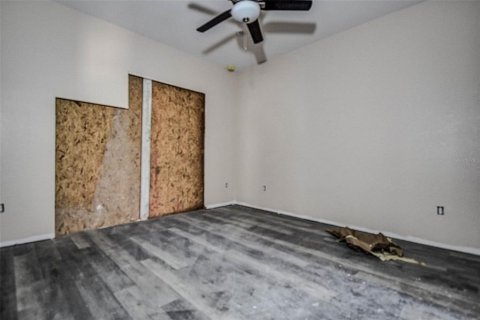 House in Lakeland, Florida 4 bedrooms, 212.84 sq.m. № 1901546 - photo 15