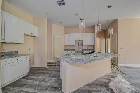 House in Lakeland, Florida 4 bedrooms, 212.84 sq.m. № 1901546 - photo 11