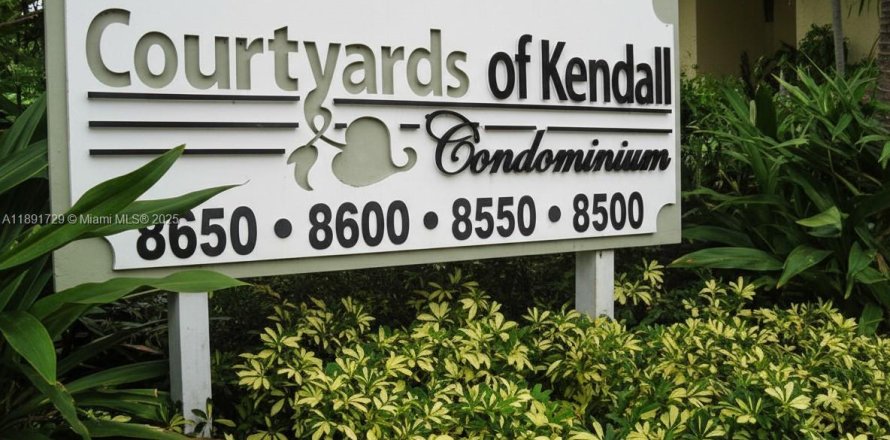 Кондоминиум с 1 спальней в Майами, Флорида № 1943889