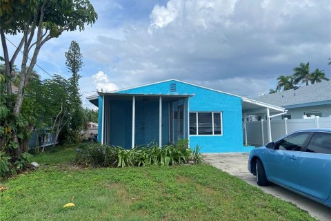 Appartement à Madeira Beach, Floride 2 chambres, 88.44 m2 № 2411670