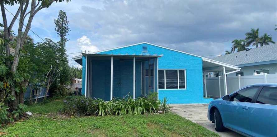 Appartement à Madeira Beach, Floride 2 chambres, 88.44 m2 № 2411670