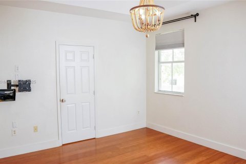 Adosado en venta en Homestead, Florida, 3 dormitorios, 158.31 m2 № 1814855 - foto 9