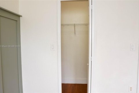 Adosado en venta en Homestead, Florida, 3 dormitorios, 158.31 m2 № 1814855 - foto 20