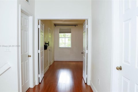 Adosado en venta en Homestead, Florida, 3 dormitorios, 158.31 m2 № 1814855 - foto 8