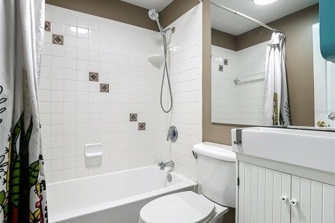 Купить виллу или дом в Маунт-Дора, Флорида 8 комнат, 130.43м2, № 1782331 - фото 27